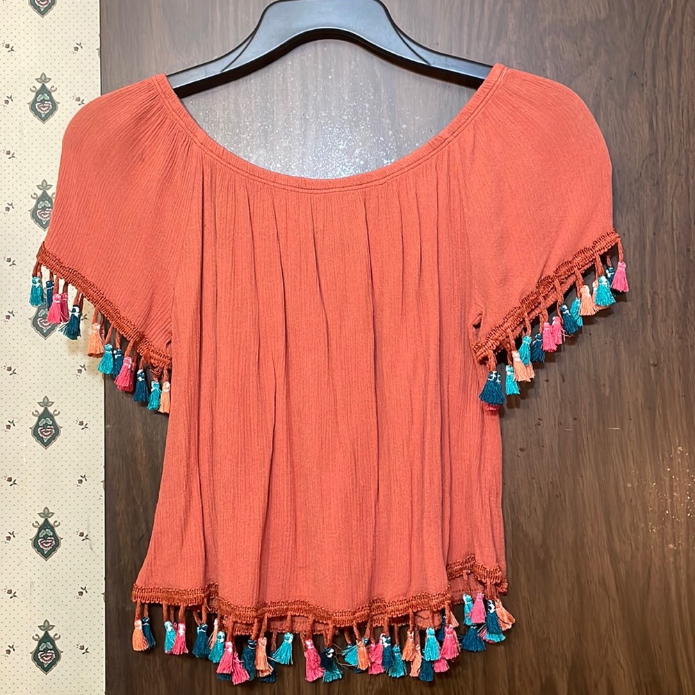 ‼️LAST CHANCE‼️ Pom-Pom orange shirt